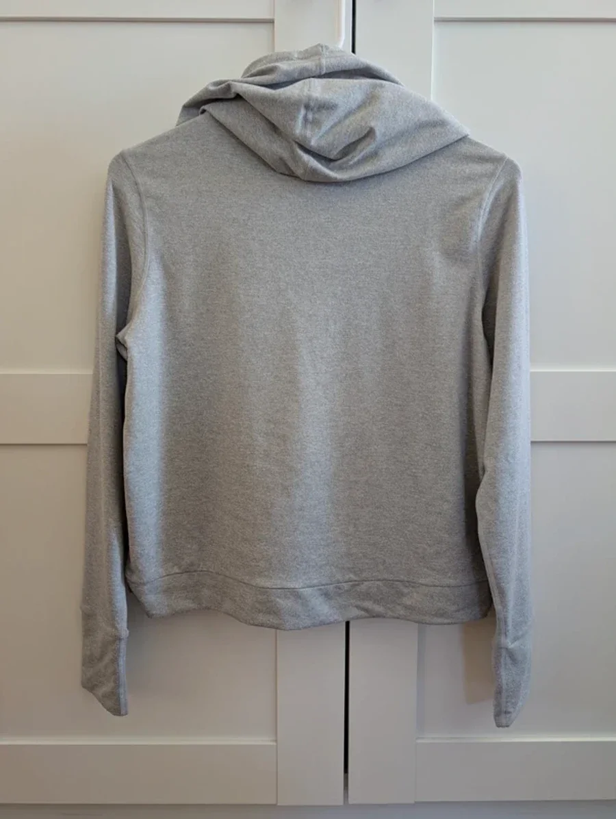 Vuori Halo Essential Hoodie 4
